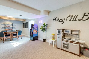 Games room - 6 Mi to Dtwn: Arvada Home w/ Hot Tub & Yard (Arvada)
