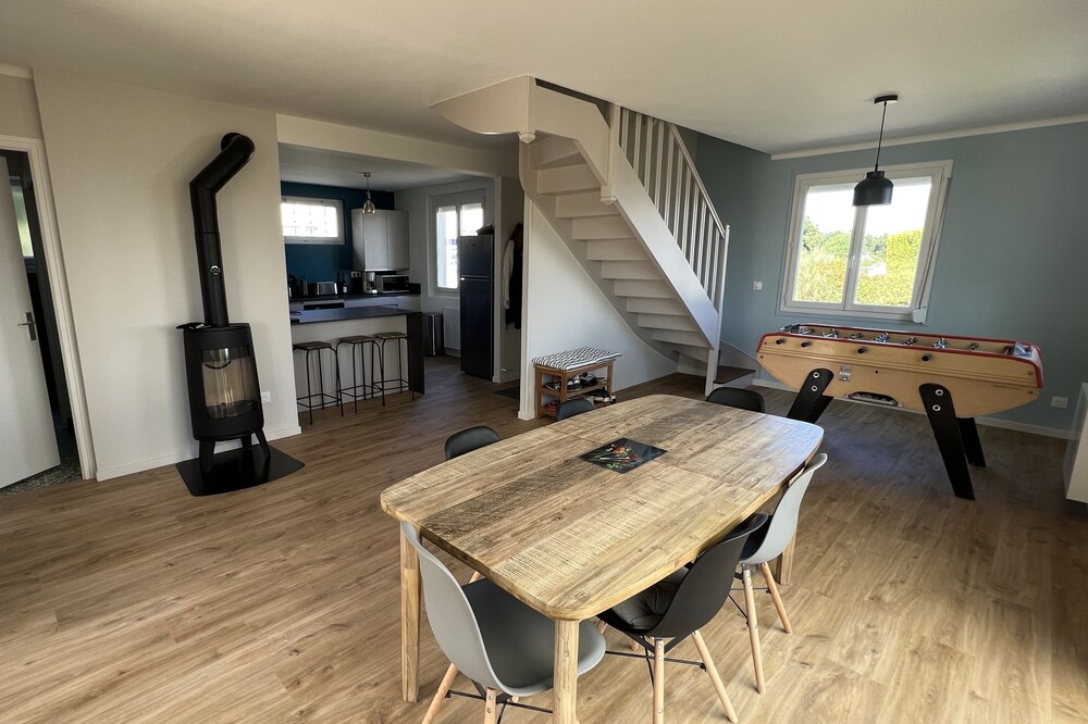 Holiday house, 400m from the sea in a quiet and well located area