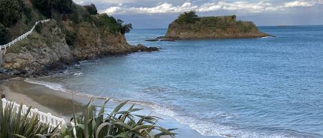 Accommodatie ligt op het strand