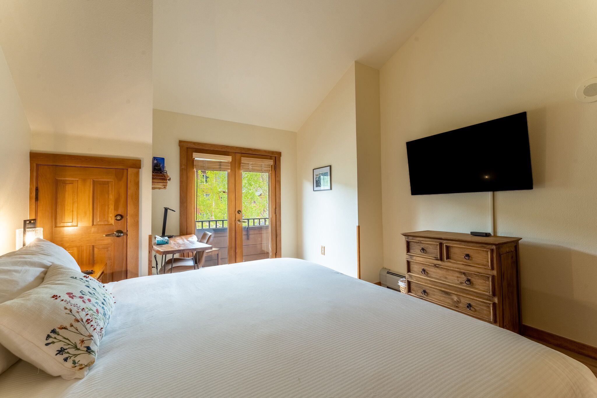 1 chambre, bureau, Wi-Fi gratuit, draps fournis