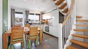 Apartment | Living room - Awesome Apartment in Rechlin With 2 Bedrooms, Sauna and Wifi (Rechlin)