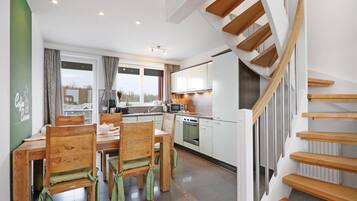 Apartment | Living room | TV