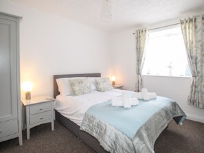 1 chambre, décoration personnalisée, ameublement personnalisé