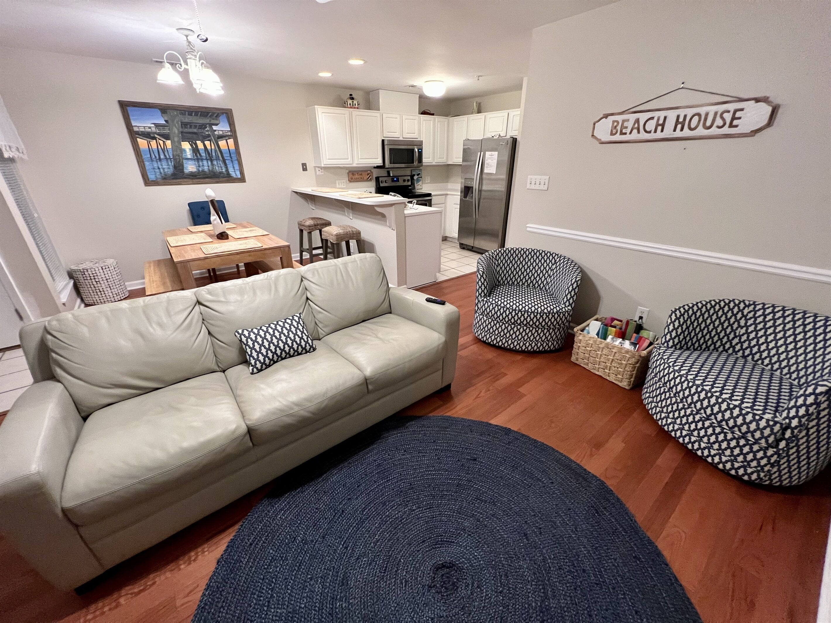 Knot too Shabby on South Beach ~ 3 queens