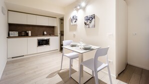 Studio, 1 dobbeltseng | Eget tekjøkken | Kjøleskap og kjøkkenutstyr