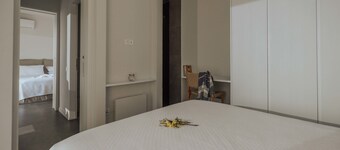 Villa Pelagia Summary