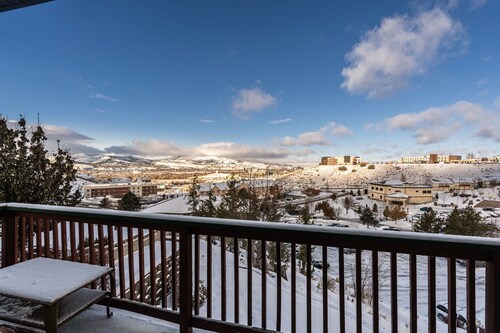 Unit with a beautiful view