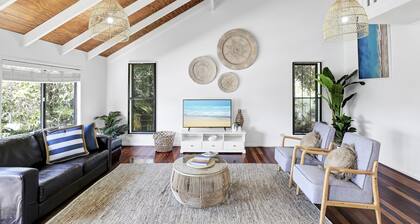 Spacious and central, close to all Point Lookout has to offer.