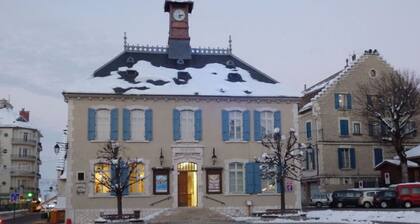 Pet-Friendly Villa Le koala with Mountain View & Garden