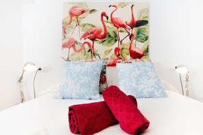 1 多间卧室、熨斗/熨衣板、免费 WiFi、床单