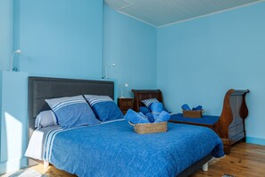 2 chambres, fer et planche à repasser, Wi-Fi gratuit, draps fournis