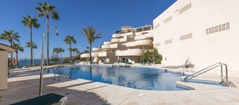 Pet-Friendly Apartment Bermuda Beach 5 with Pool, Terrace & Wi-Fi