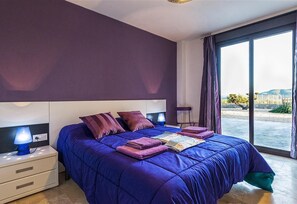 6 Schlafzimmer, Bügeleisen/Bügelbrett, kostenloses WLAN, Bettwäsche