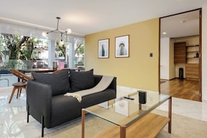 TV, offices
