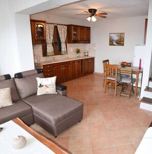 Apartment | Living area - Artemis Apartment with Stunning view (Almyros)
