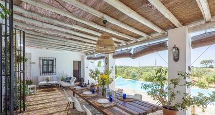 Villa "Hacienda San Antonio" with Private Pool, Private Garden & Wi-Fi