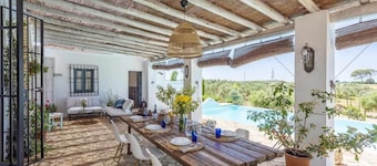 Villa "Hacienda San Antonio" with Private Pool, Private Garden & Wi-Fi