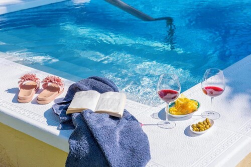 Villa "Casa Rural Casa de Noa" with Private Pool, Private Garden & Wi-Fi