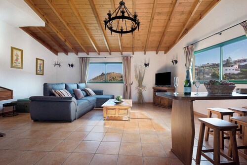 Apartment 'Tily' with Sea View, Terrace & Wi-Fi