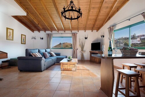 Apartment 'Tily' with Sea View, Terrace & Wi-Fi