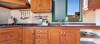 Apartment 'Tily' with Sea View, Terrace & Wi-Fi