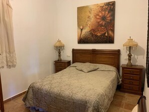 3 habitaciones, wifi gratis y ropa de cama
