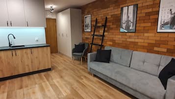 Studio Suite Deluxe | Bộ đồ giường kháng dị ứng, trang trí khác biệt