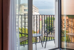 Executive Studio Suite | Balcony - apartamenty-wroc Kurkowa 32 (Wroclaw)