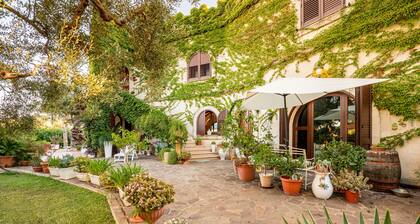 Holiday Home Tenuta del Normanno with Garden, Whirlpool & Wi-Fi