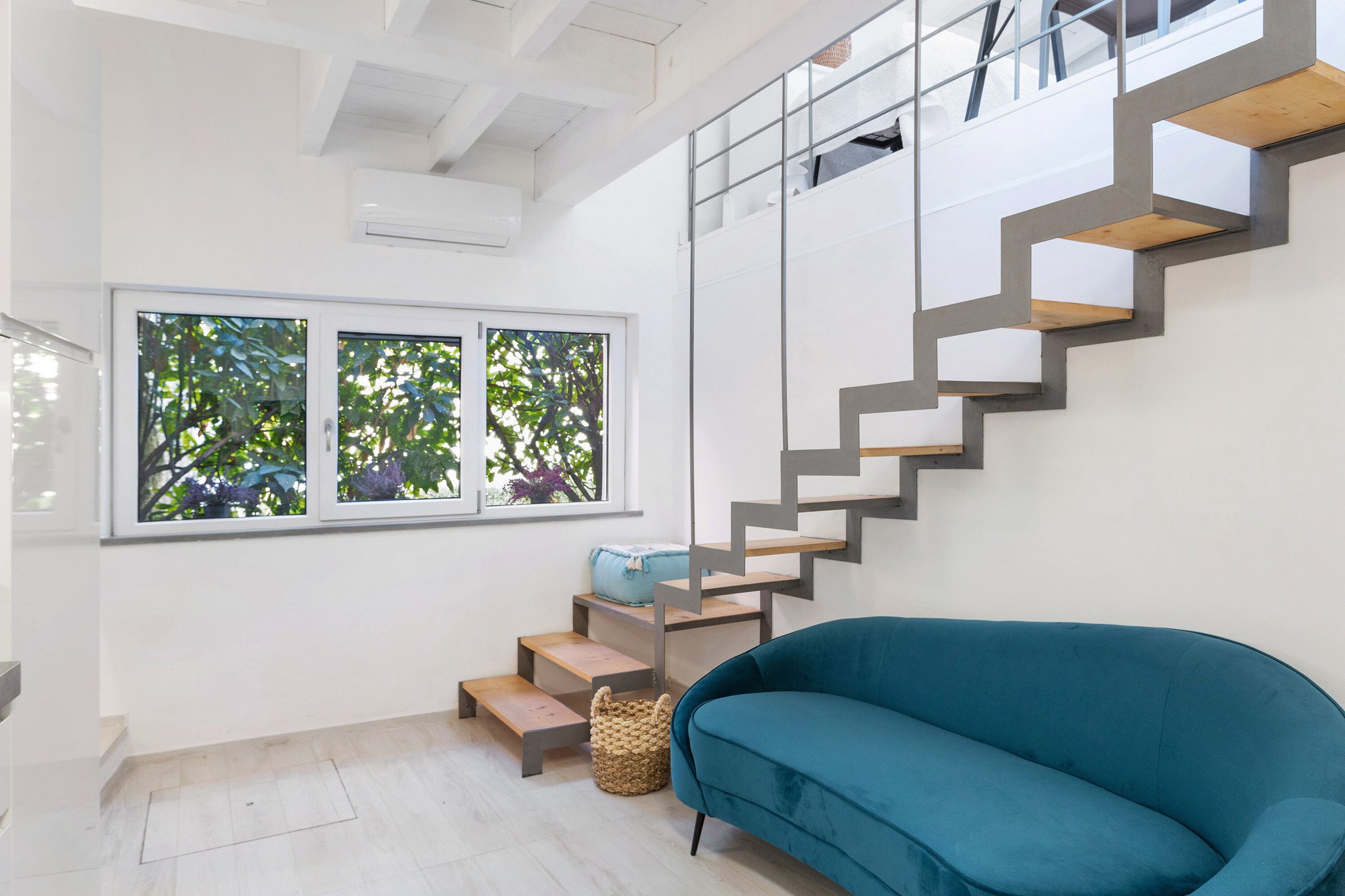 Holiday Apartment "Casa Carla" with Balcony, A/C & Wi-Fi