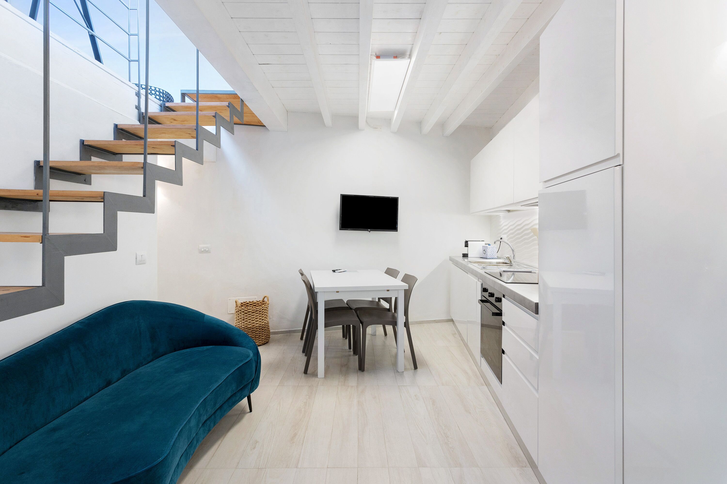 Holiday Apartment "Casa Carla" with Balcony, A/C & Wi-Fi