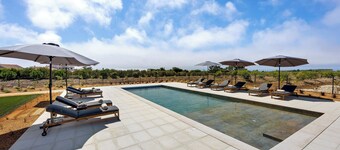Casa de vacaciones "Planalto Vicentino - Casa Rosmaninho" con piscina, terraza y Wi-Fi