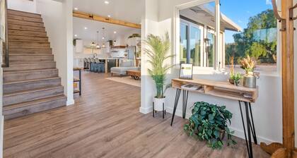 The Shire at Baggins Hill with Spa and Fire Table!