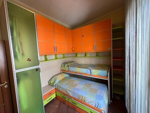 Maison | 3 chambres, accès au Wi-Fi (inclus), literie fournie