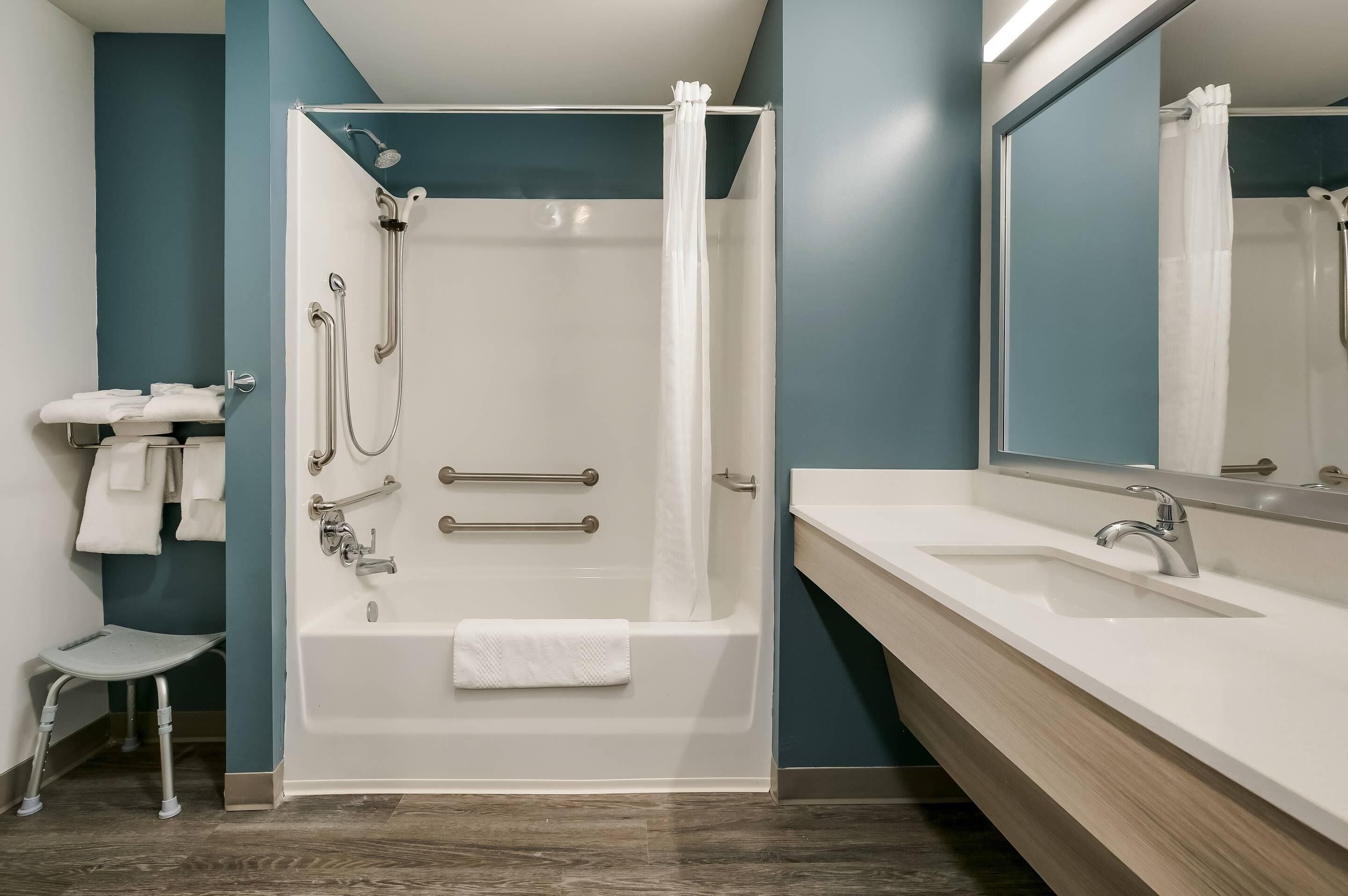 Photo - WoodSpring Suites Knoxville West
