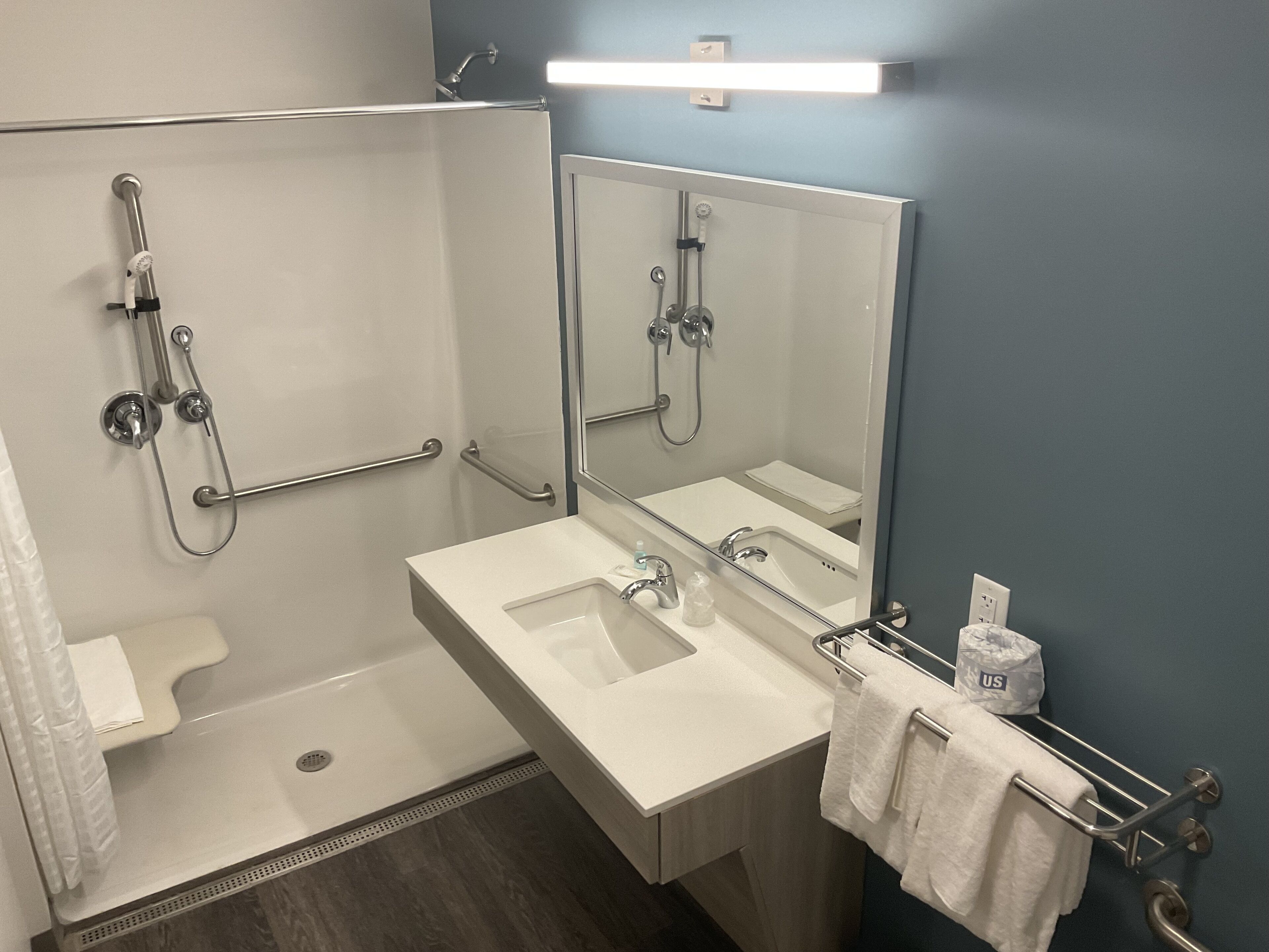 Photo - WoodSpring Suites Knoxville West