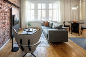 Deluxe Apartment | Hypo-allergenic bedding, individually decorated, individually furnished - apartamenty-wroc by the River (Wroclaw)