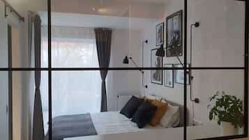 1 habitación, ropa de cama hipoalergénica y decoración personalizada