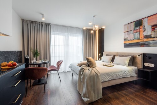 apartamenty-wroc by the River