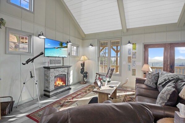 Smart TV, fireplace, video games