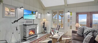 New 2bd Villa with Stunning views of Wears Valley