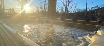 New 2bd Villa with Stunning views of Wears Valley