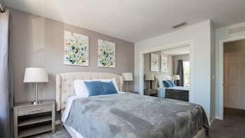 3 bedrooms, desk, iron/ironing board, free WiFi