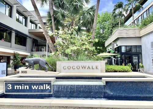 THE GROVE 4    10 MIN FROM THE BEACH. In the heart of Coconut Grove and CocoWalk