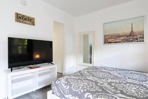 Iron/ironing board, WiFi, bed sheets - Oasis-12 5 MIN FROM MIAMI BEACH, Studio, Miami Design District & Wynwood (Miami)