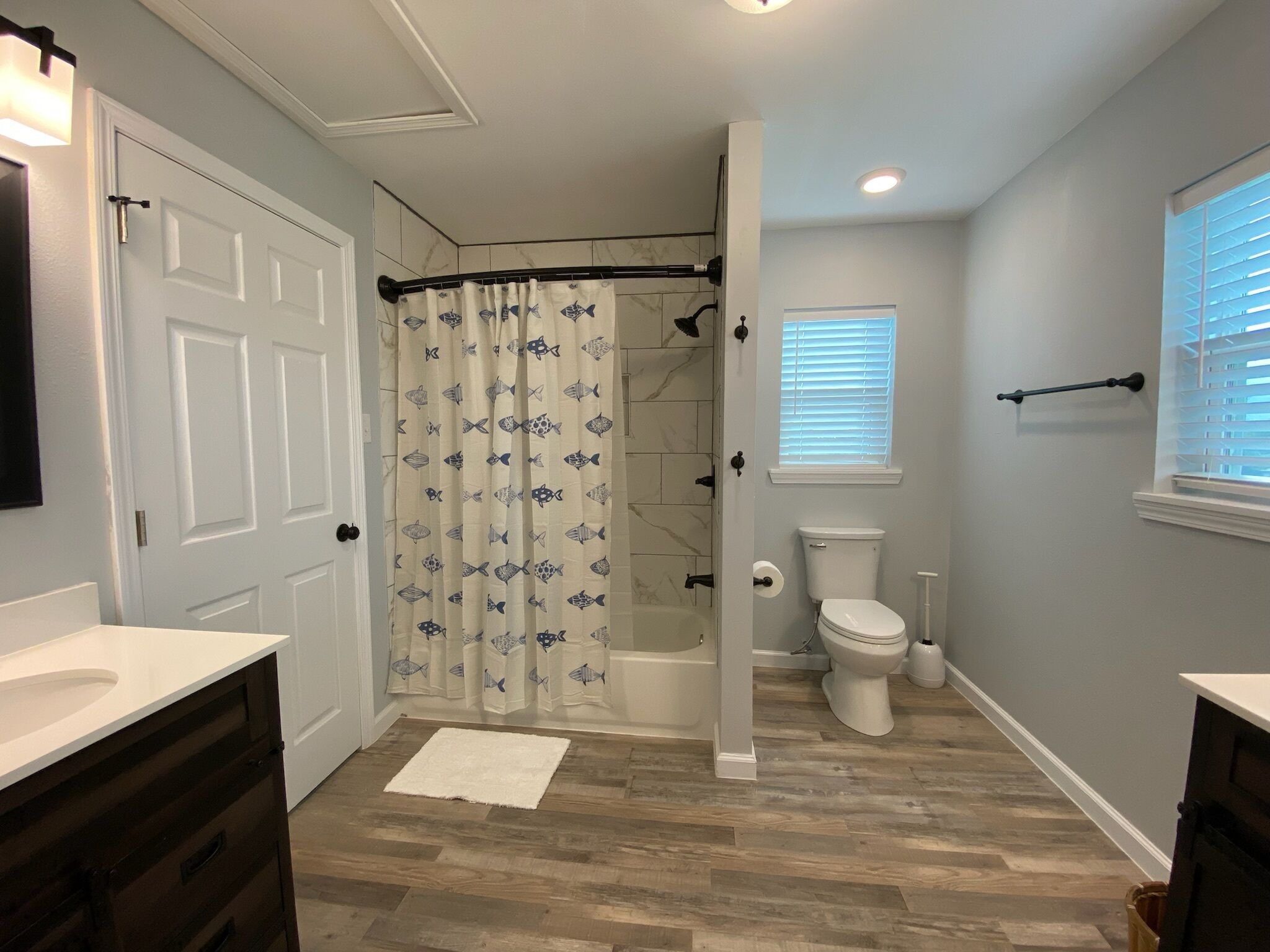 Updated 2 bedroom steps from the bay and the ocean!