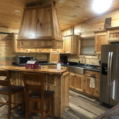 New Cabin Just Waiting For Your Next Adventure