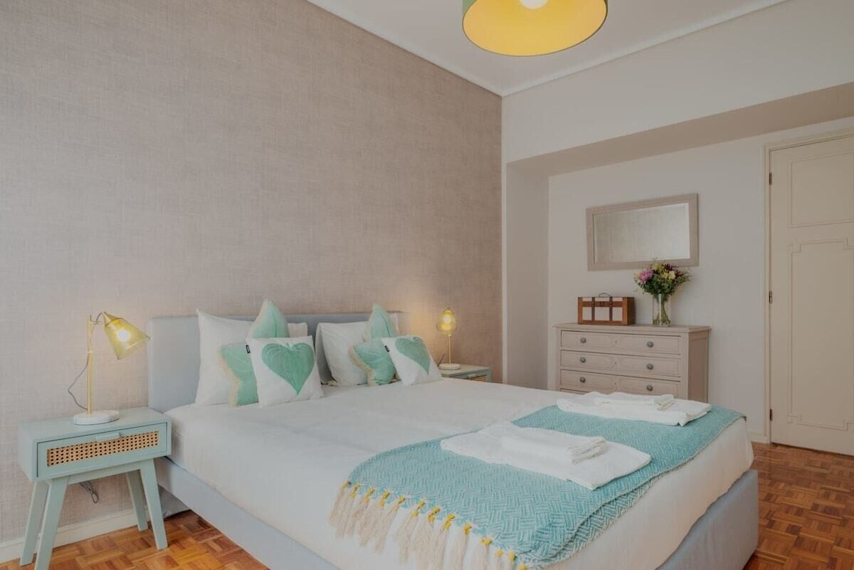 4 Schlafzimmer, Bügeleisen/Bügelbrett, kostenloses WLAN, Bettwäsche