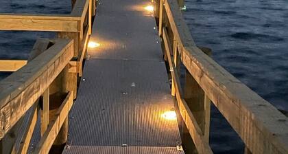 Pelican Pier Beach House on Lake Catherine