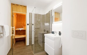 House | Bathroom